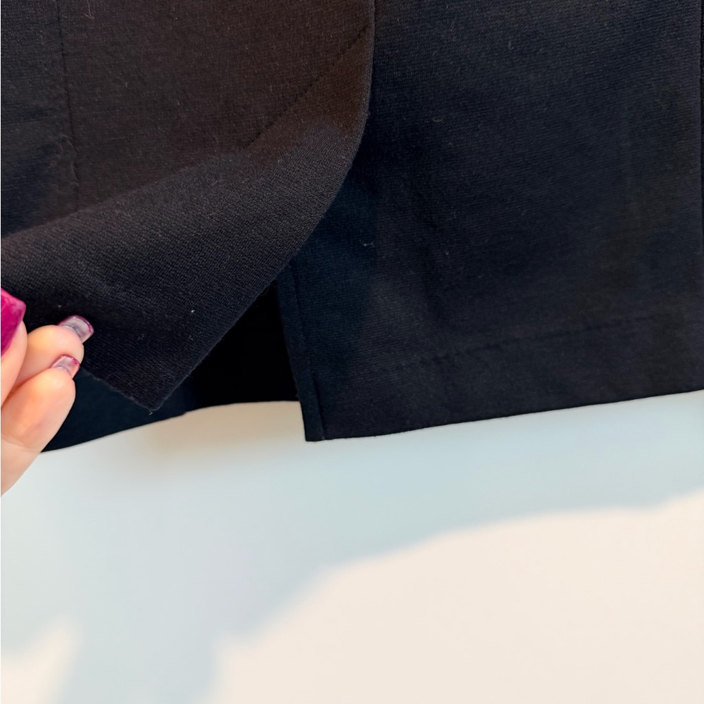 Ellen Tracy Classic Black Pencil Skirt - Picture 3 of 5